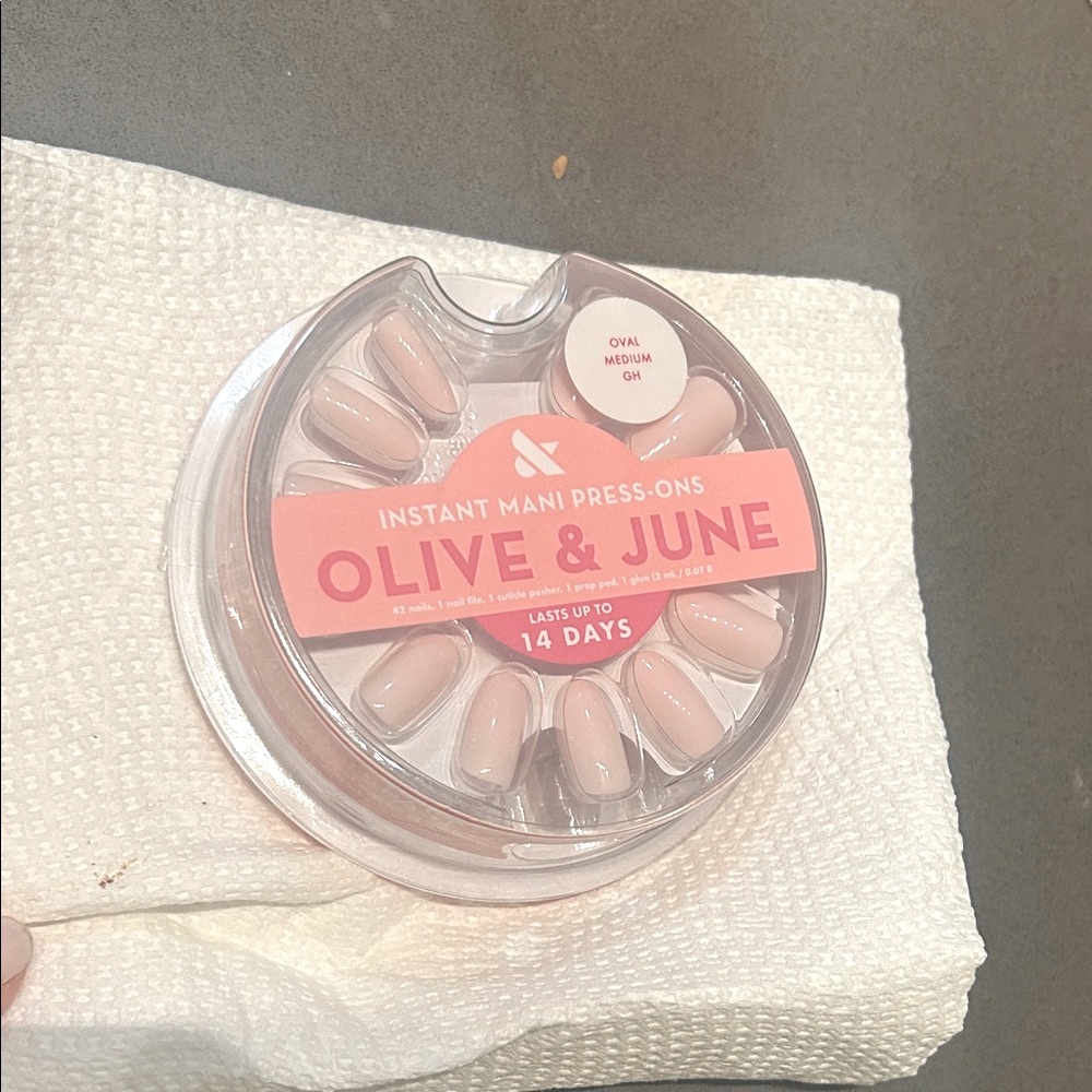 NEW Instant Mani Press-Ons - Pink - Picture 1 of 3